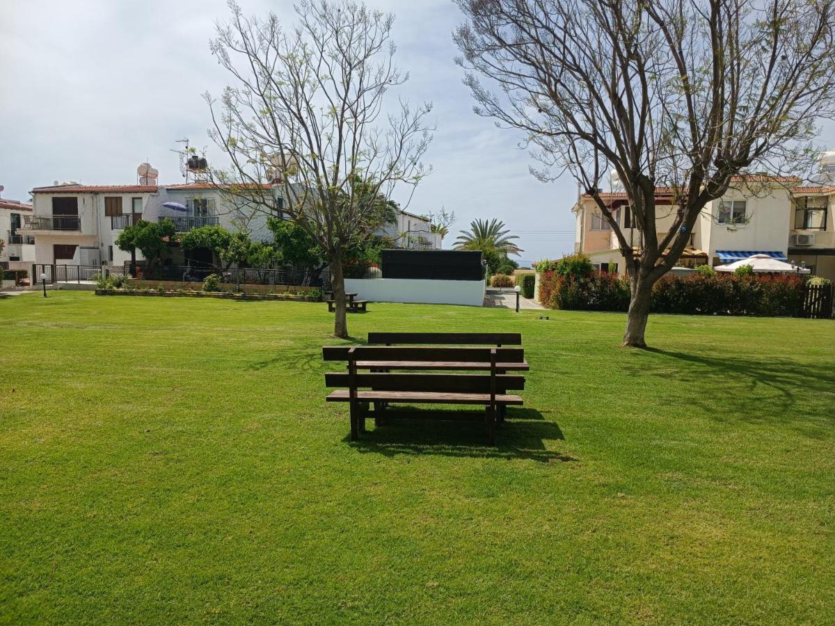 Eros Maisonette In Latchi Area Just 700 Meters Or One-Minute Drive From Polis Municipal Beach Extérieur photo
